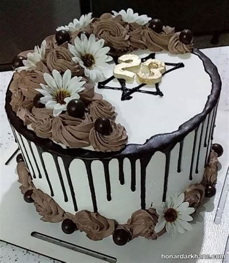 تزیین کیک با خامه و شکلات در خانه با روش های ساده و زیبا