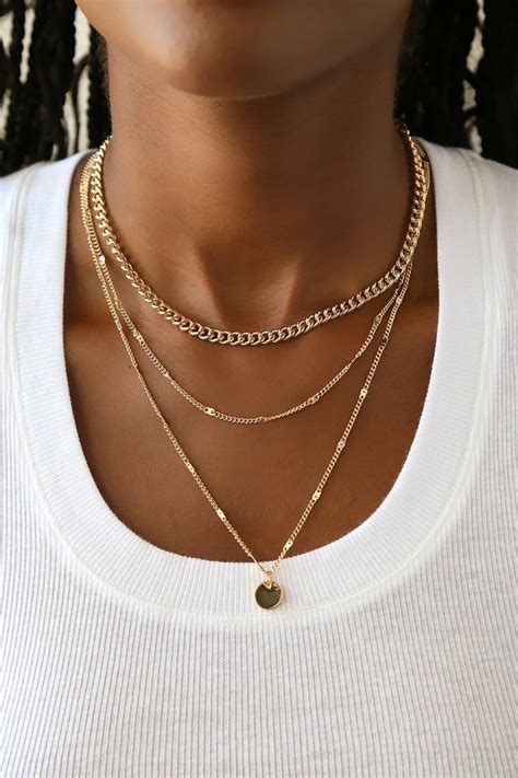 Men’s Necklace Length Guide How To Wear A Necklace With Class In 2021 Gold Necklace Layered