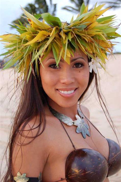 Malia Hula Dancer New York New Jersey Hawaiian Woman Hawaiian Dancers Polynesian Girls