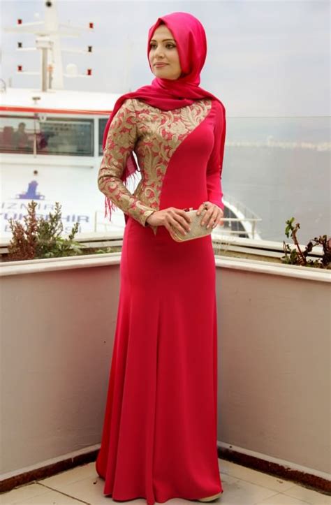 2016 Red Muslim Long Sleeve Formal Evening Gowns For Women Gold