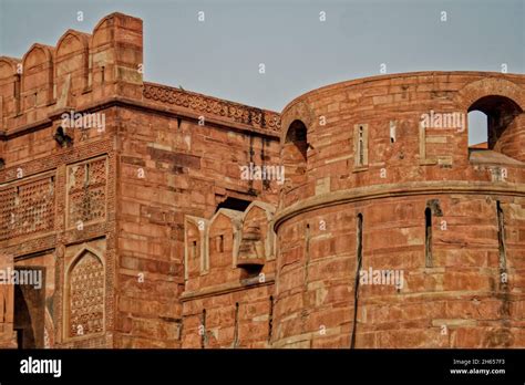 Rampart Agra Fort Stock Photo Alamy