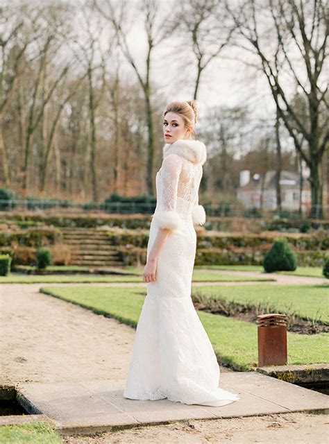 Elegant Winter Bridal Shoot Chic And Stylish Weddings