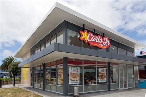 Is Carls Jr Open On Labor Day 2024 Thefoodxp