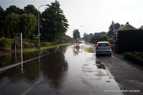 Not all acts that fulfill all elements of a criminal offense can be convicted of a criminal offense, but the judge can give an acquittal or acquittal. Noodweer in Nederweert en Ospel (Foto's + Video ...