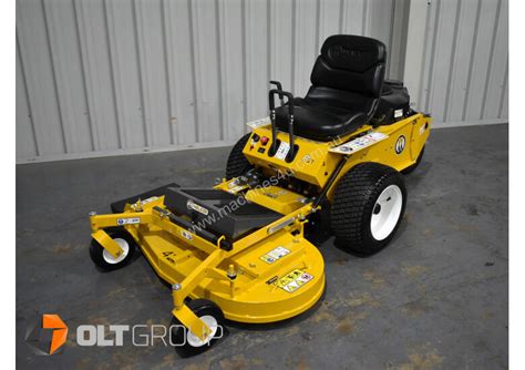 New 2020 Walker Walker Model R Series Zero Turn Mower 42 Inch Side