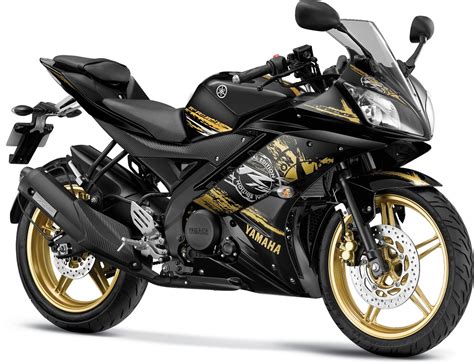 With liquid cooled, sohc and four valve engine, it can produce maximum power 19.04 bhp @ 10000 rpm along with 14.7 nm @ 8500 rpm maximum torque. Yamaha R15 V2 New Colors & Prices: Grid Gold, Raring Red ...