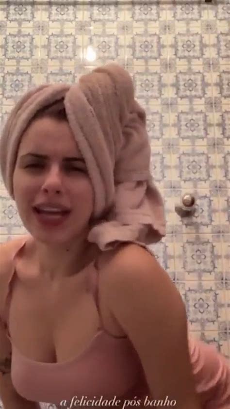Catarina Paolino Nude Show In Bathroom New Porn Tv