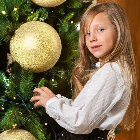 Cute Girl Decorating Christmas Tree Stock Image Image Of Glittering