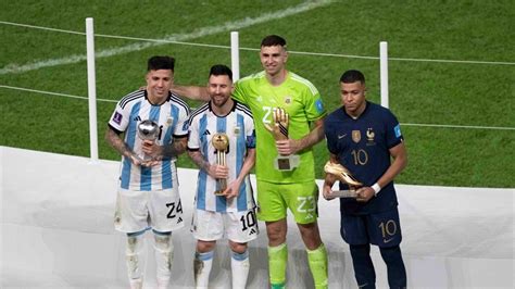 Piala Dunia Fifa Mbappé Messi Martinez Candak Penghargaan Emas