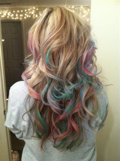 How To Use Hair Chalk On Blonde Hair