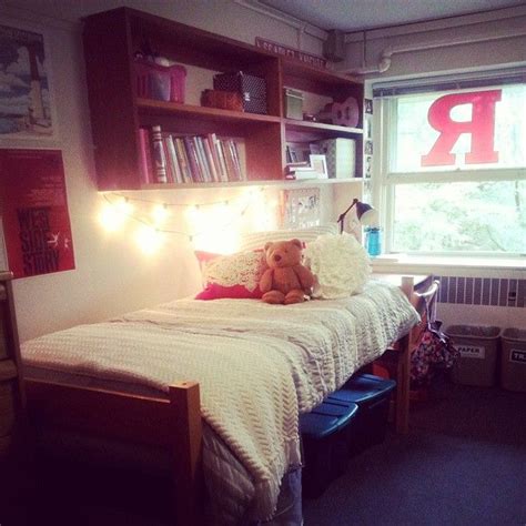 So College Cool Dorm Rooms Rutgers University Dorm University Apartment