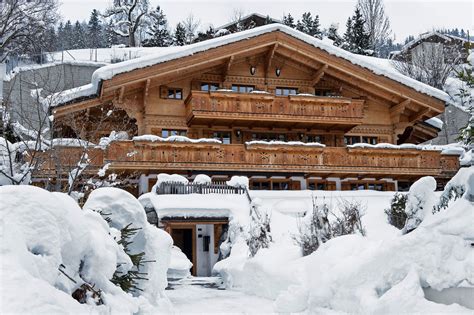 This Cosy Swiss Chalet In Gstaad Is A Winter Wonderland Home Journal