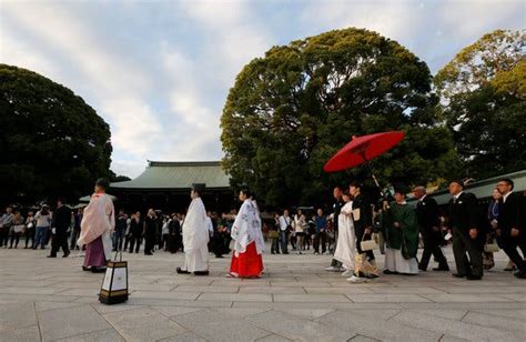 Japans Top Court Upholds Law Requiring Spouses To Share Surname The