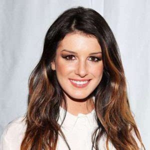 Shenae Grimes Bio Height Weight Age Measurements Celebrity Facts