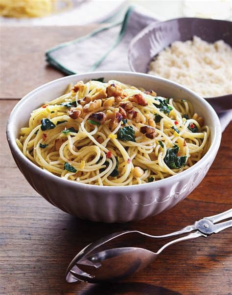Cook over medium heat 1 minute. Angel Hair Pasta with Spinach Recipe