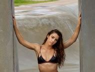 Nackte Aly Raisman In Sports Illustrated Swimsuit 2017