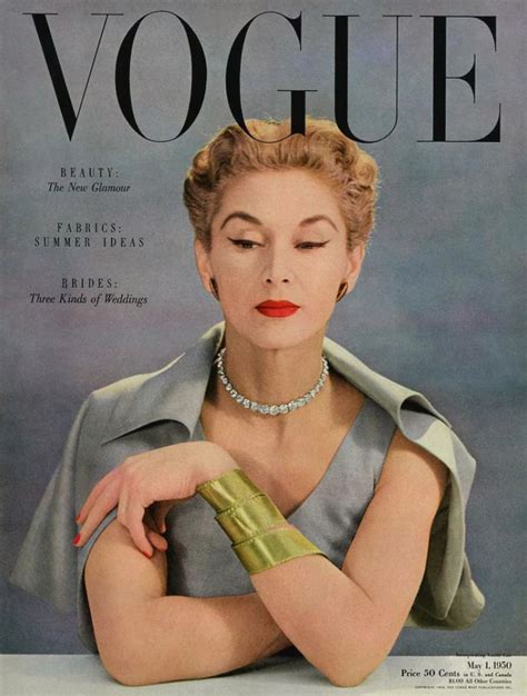 a vogue magazine cover of lisa fonssagrives by john rawlings vogue magazine covers vintage