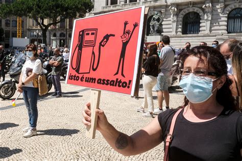 Fotos Manifestantes Pedem Redução Do Preço Dos Combustíveis Em Lisboa E No Porto “isto é Um