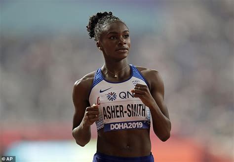Dina Asher Smith Sets Fastest Time In 200m Semi Finals At World Championships Daily Mail Online