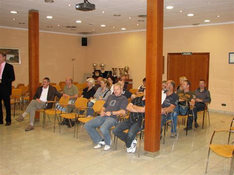 Tau ceramica ist einer der renomiertesten hersteller von fliesen in spanien. Werksbesuch TAU Ceramica, SP - Fliesen-Seitz Mannheim ...