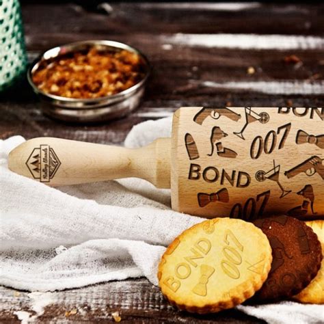 Rolling Woods Engraved Rolling Pins Will Make Baking Cookies Even More