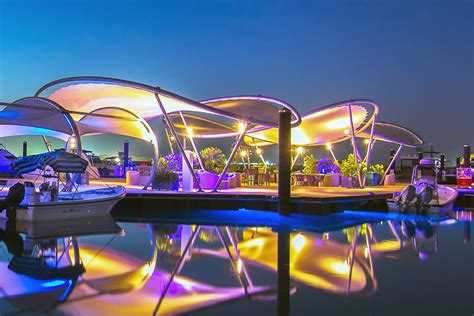 Nightlife In Qatar Qatar Travel Guide Go Guides