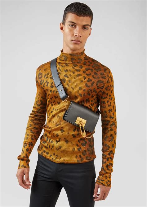 Pin By Rayshawn On Unapologetic Menswear Versace Men Crossbody Bag