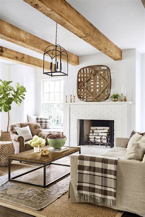 I Love The Wood Beams On The Ceiling It A Nice Contrast Beams Living