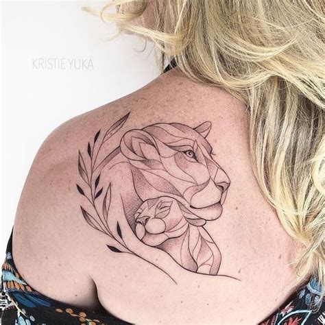 Tatuaje Leona Con Su Cachorro Tatuajes Para Mujeres