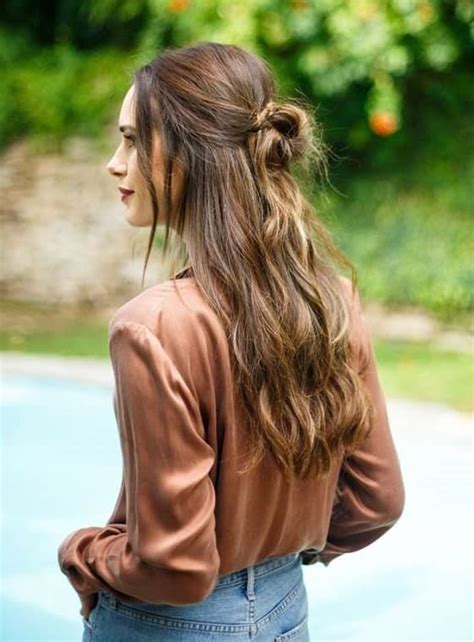 25 Splendid Half Up Half Down Bun Hairstyles For Women