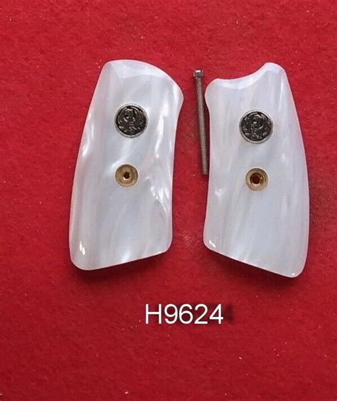 Nice Set Of Kirinite White Pearl Grip Inserts Wruger Mdlns For Ruger