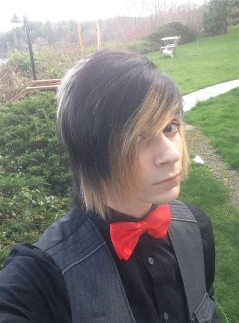 Emo Hairstyles For Trendy Guys Emo Guys Haircuts