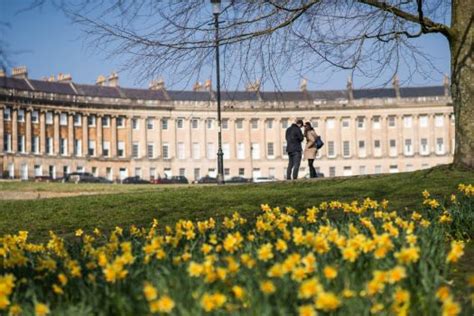 The Royal Crescent Bath Somerset In Spring ©visit Bath Greatdays