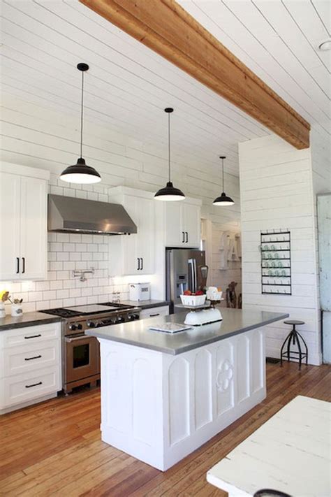 70 Tile Floor Farmhouse Kitchen Decor Ideas 67 Farmhouse Style