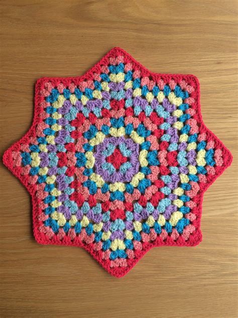 Granny Star Pattern The Crochet Swirlthe Crochet Swirl Crochet Star