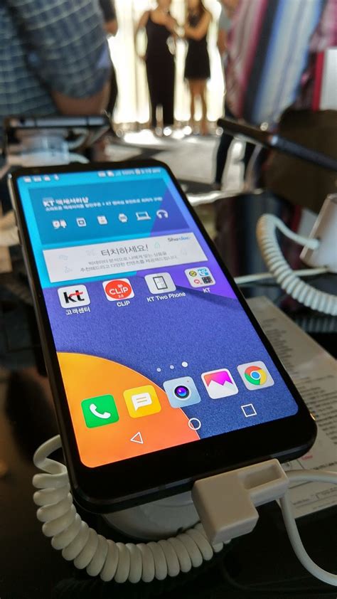 A Look At The Lg G6 Flagship Smartphone The Tech Revolutionist