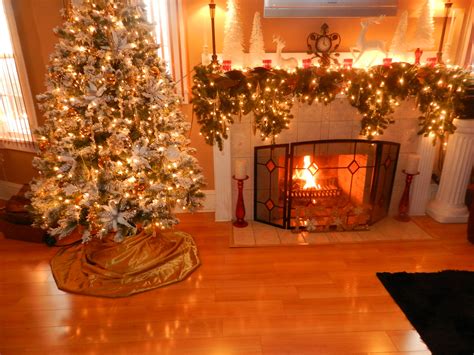Christmas Tree And Fireplace Mantel 2013 Christmas Tree And Fireplace