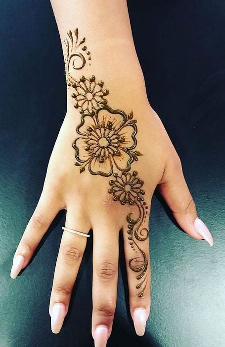 Henna Flower Hand