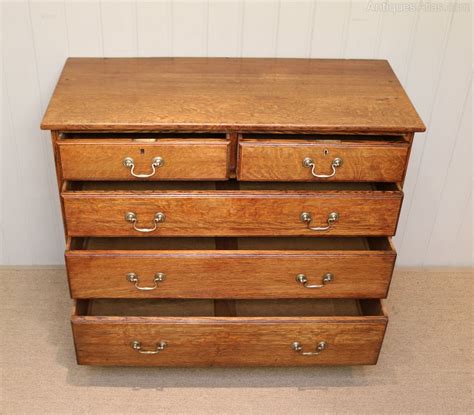 Solid Oak Chest Of Drawers Antiques Atlas
