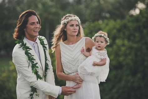 swept away model tori praver and surfer danny fuller s hawaiian wedding — vogue vogue