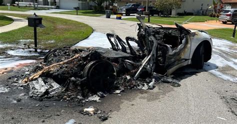 Jaguar I Pace Ev Catches Fire In Florida Owner Survives