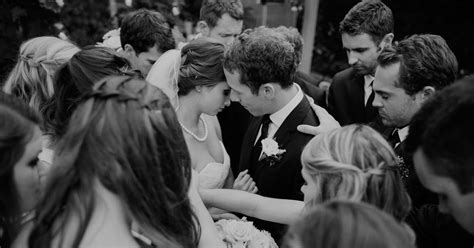 19 Emotional Wedding Moments That Will Make You Teary Eyed Too Huffpost
