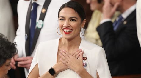 Aoc Just Dropped Her Green New Deal Proposal Here S What S Inside