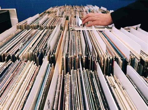 Are Vinyl Records Coming Back Record Sales Make A Comeback
