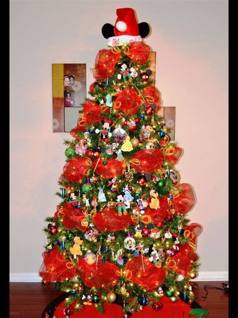 Disney Themed Christmas Decorations 45 Amazing Disney Christmas Tree