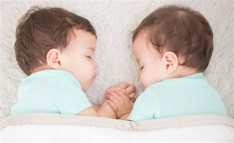 As silly as it may sound, it's an undeniable advantage to getting two kids out of the way at the same time. 5 tips to help you have your twins on the same sleeping ...