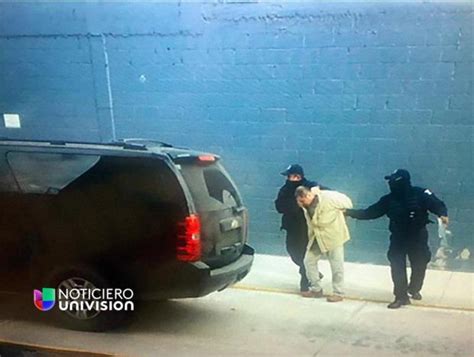 el chapo guzmán las imágenes del narco en prisión mientras planeaba una tercera fuga en méxico