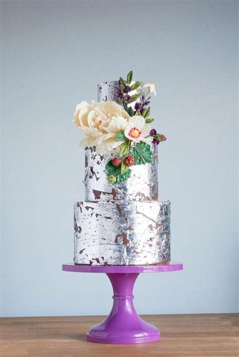 11 Of The Best Metallic Cakes Out There Metallic Wedding Cakes