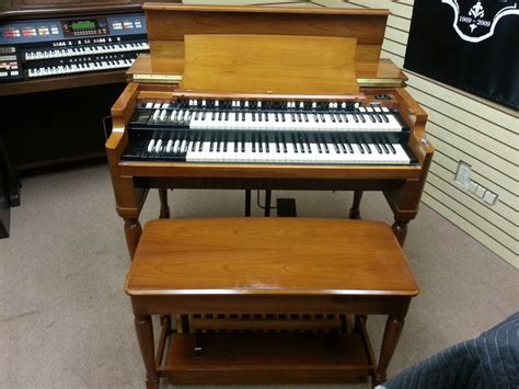 Hammond Pristine Like New A1963 Vintage Hammond B3 Organ And 122