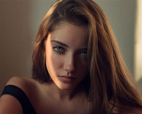 Pretty Green Eyes Woman Model Wallpaper Naturally Most Beautiful Woman In The World